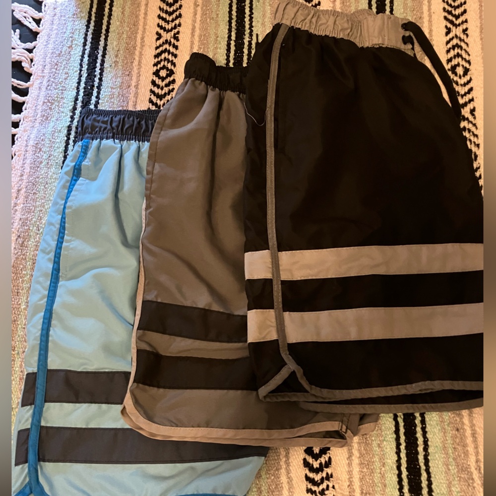 Kanu Surf Men's Echelon Swim Trunks Set of Three (blk/blu/gry)